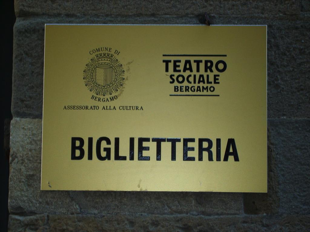 Il Teatro Villa Bergamo Bagian luar foto